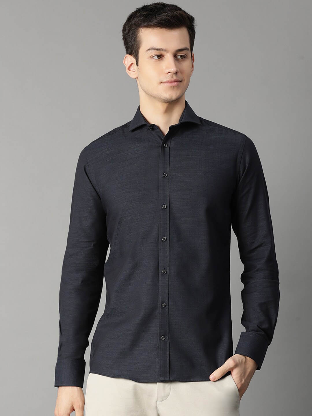 

Bruun & Stengade Men Black Slim Fit Solid Casual Shirt