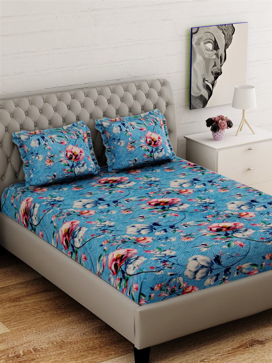 

BOMBAY DYEING Green & Blue Floral 144 TC Cotton 1 Queen Bedsheet with 2 Pillow Covers