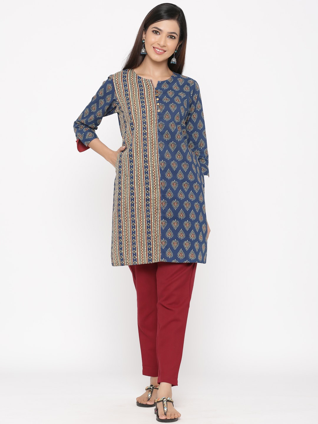 

Jaipur Kurti Women Blue & Maroon Printed Kurta with Trousers