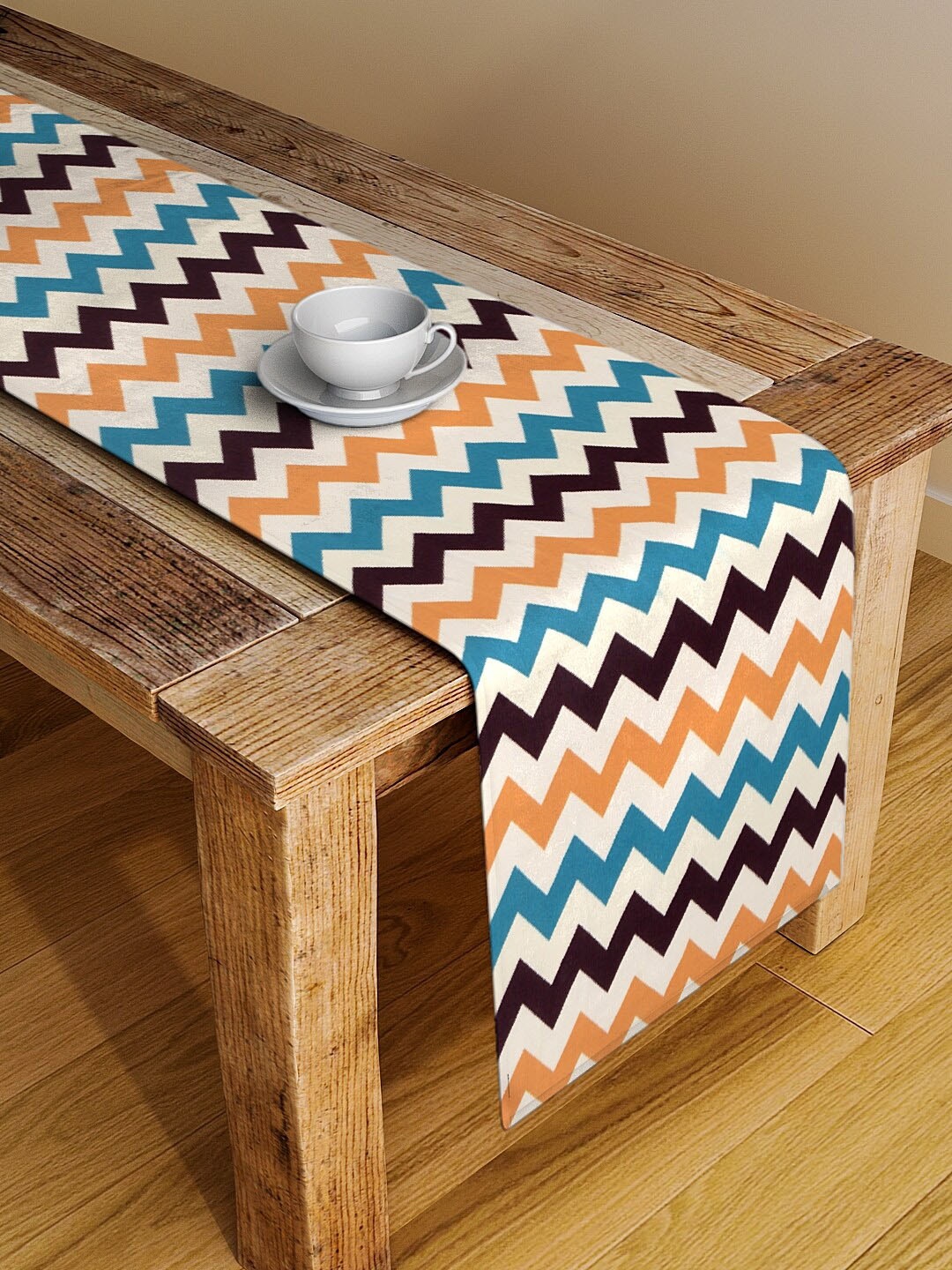 

Alina decor Beige & Blue Digital Printed Table Runner