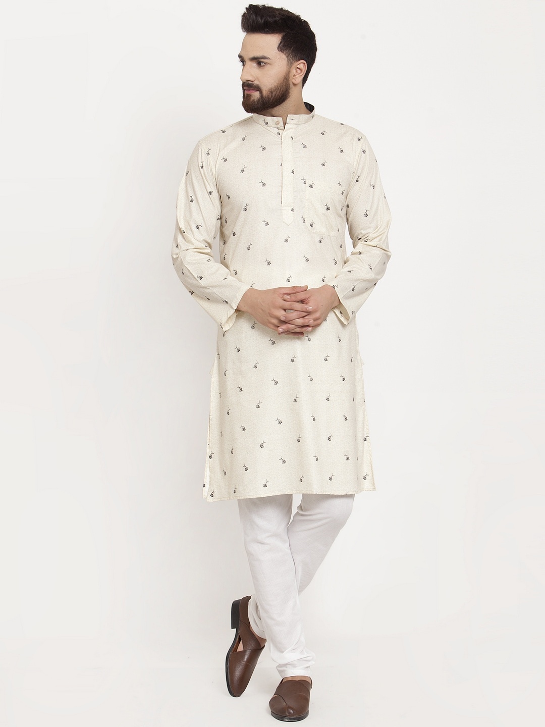

KLOTTHE Men Off-White Printed Kurta with Pyjamas
