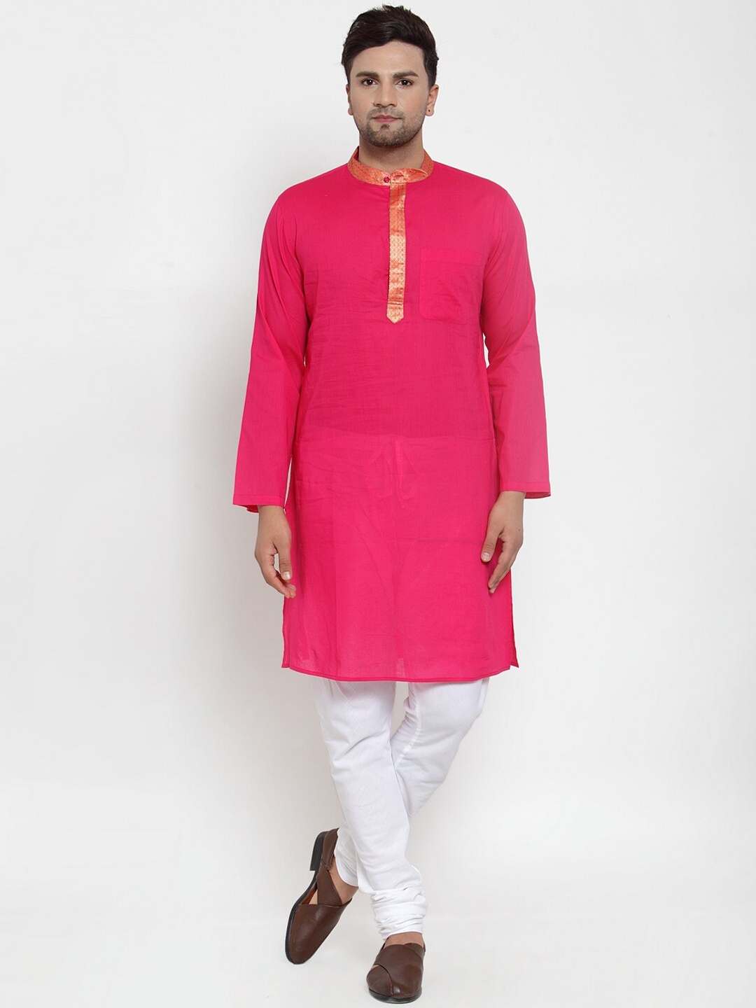 

NEUDIS Men Pink & White Solid Kurta with Pyjamas