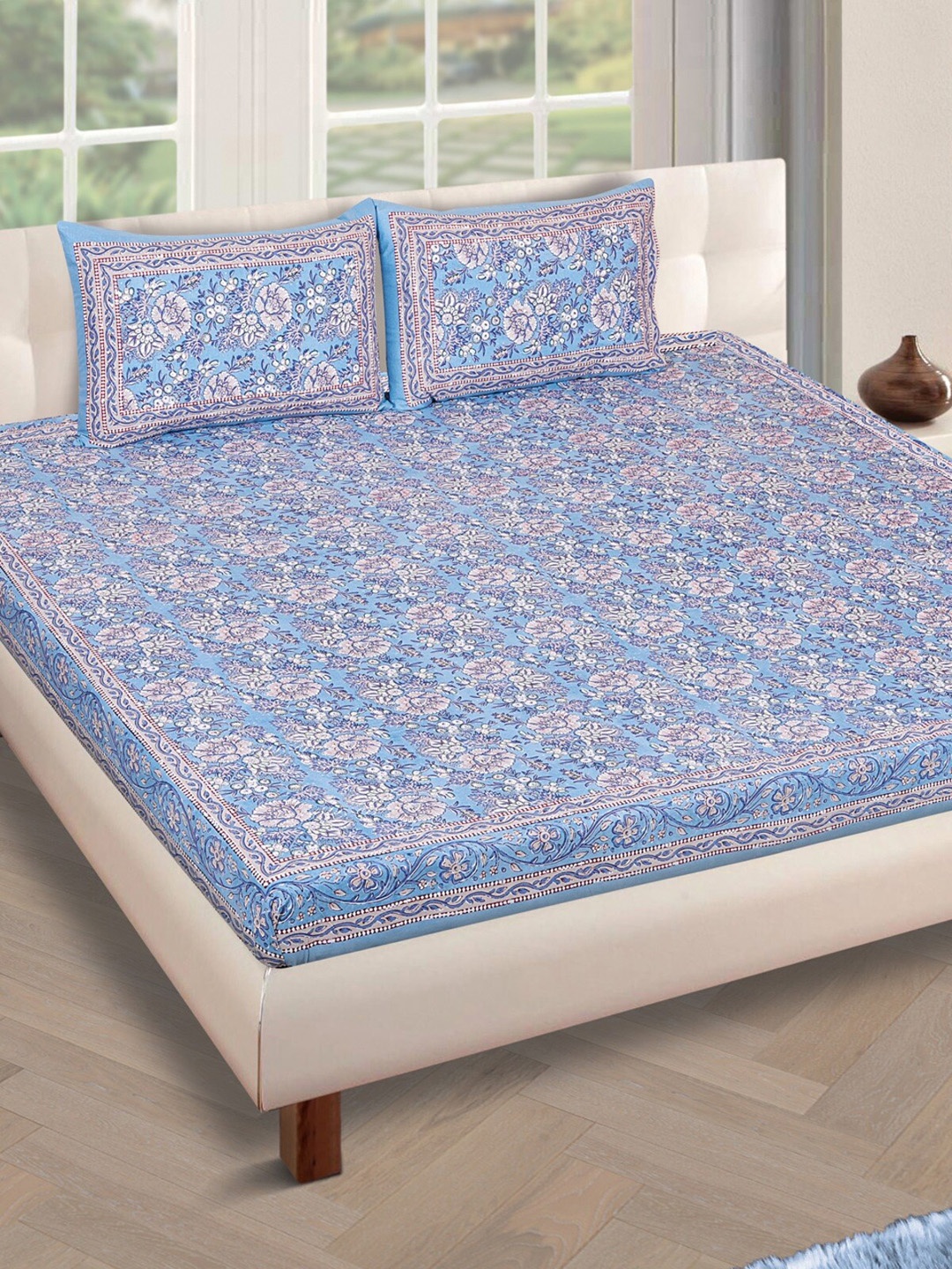 

ROMEE Blue & Red Floral 180 TC Cotton 1 King Bedsheet with 2 Pillow Covers