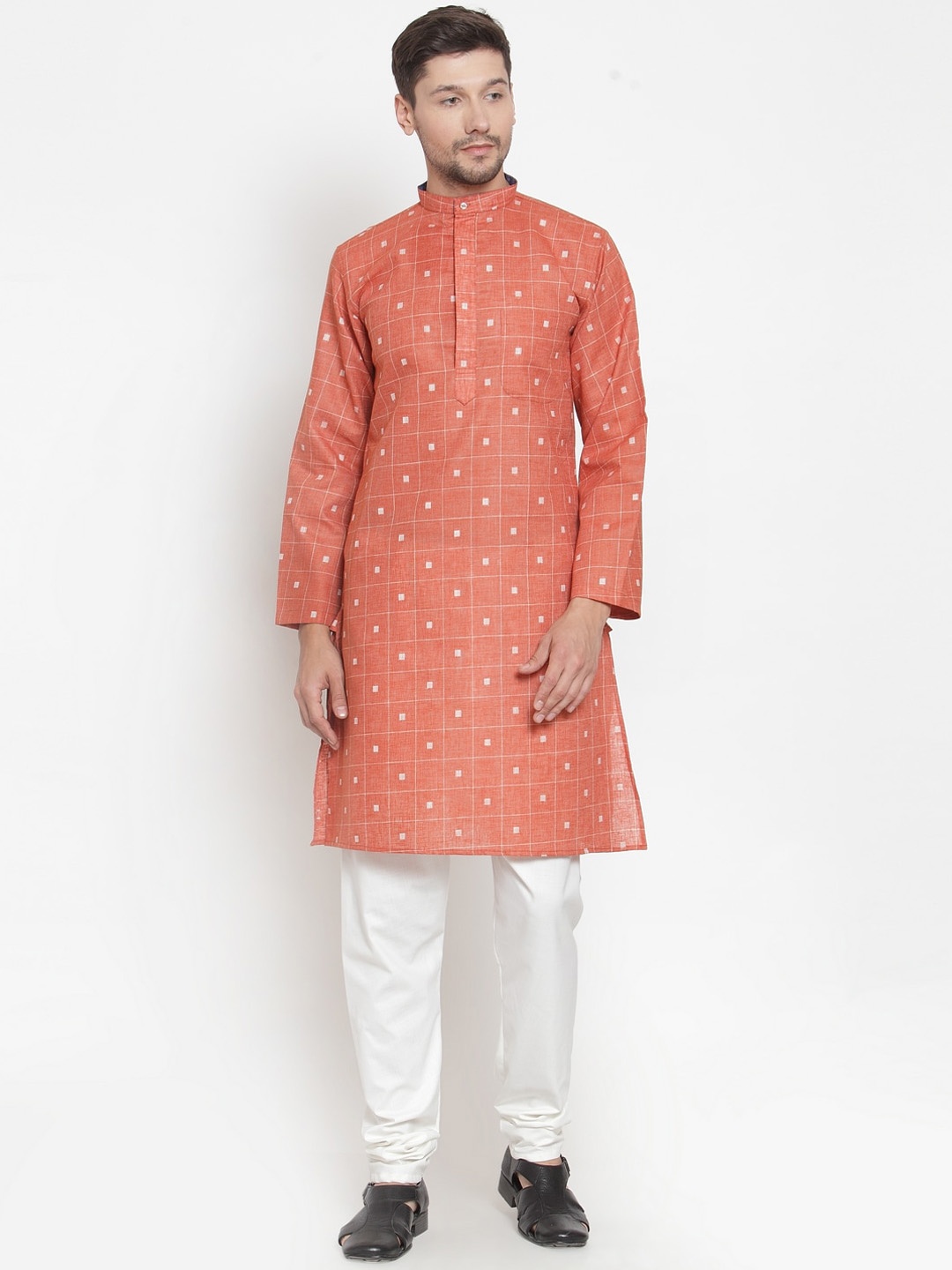 

KLOTTHE Men Red & White Woven Design Kurta with Churidar