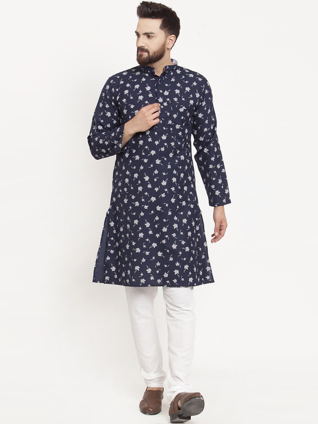 

KLOTTHE Men Blue & White Printed Kurta with Pyjamas