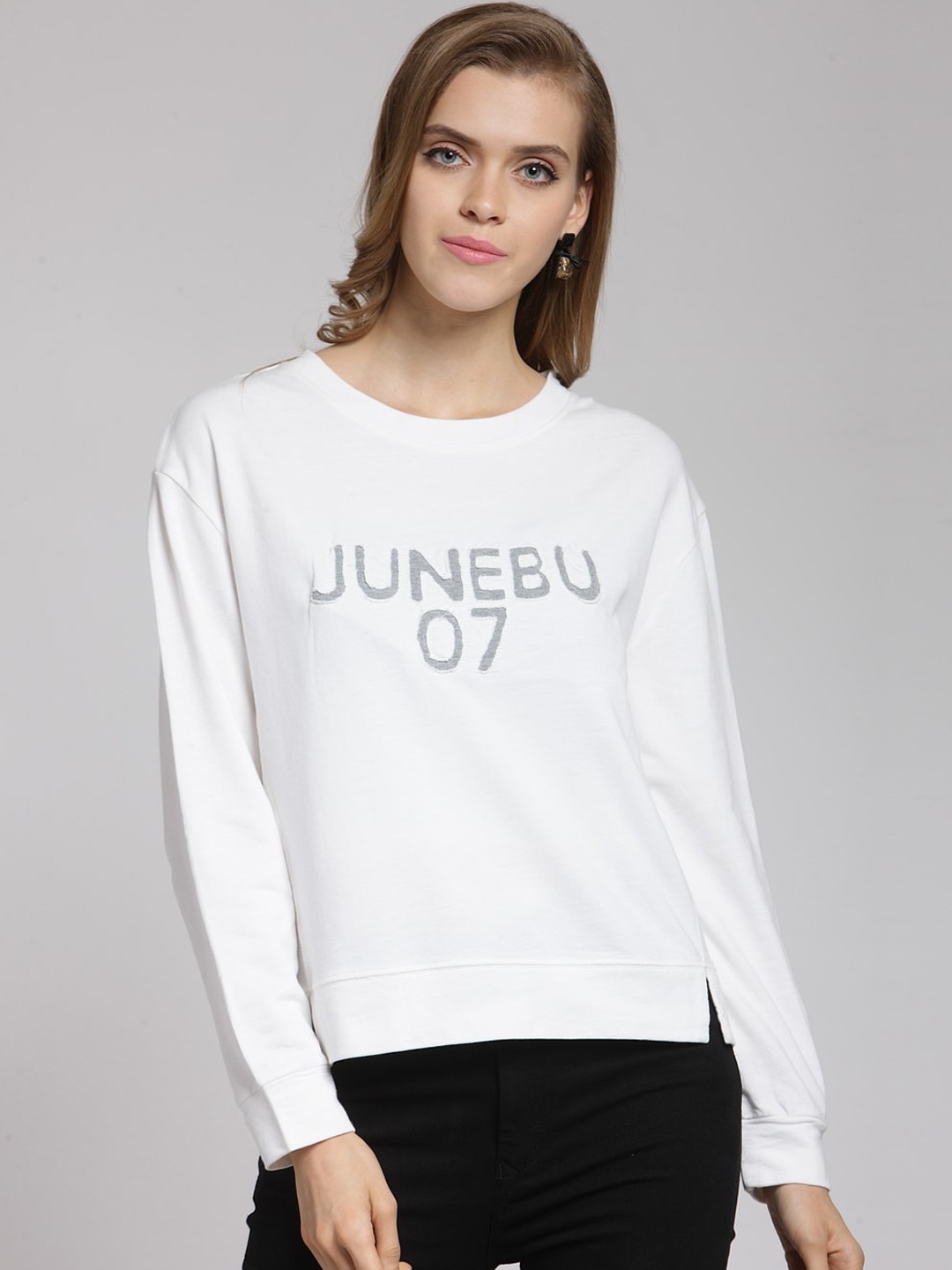 

plusS Women Off-White & Grey Printed Pullover Sweatshirt