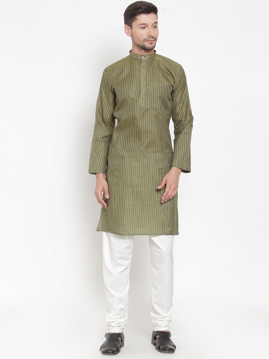 

KLOTTHE Men Green & White Striped Kurta with Churidar Pyjamas