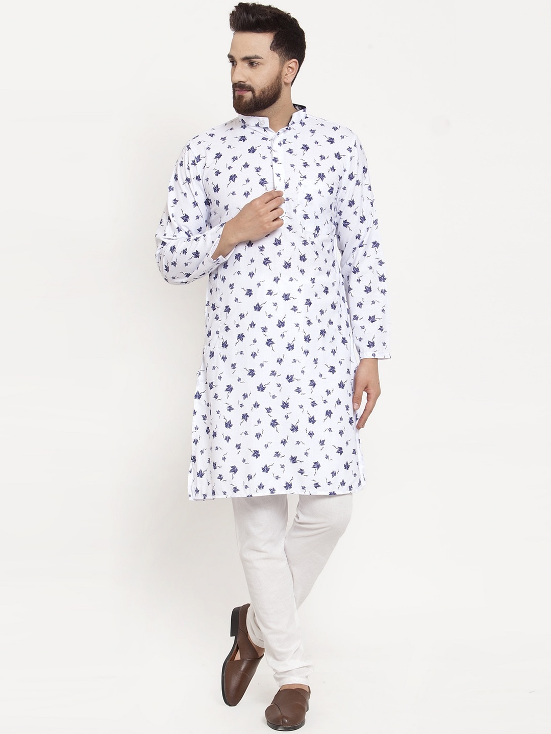 

KLOTTHE Men White & Blue Printed Kurta with Pyjamas