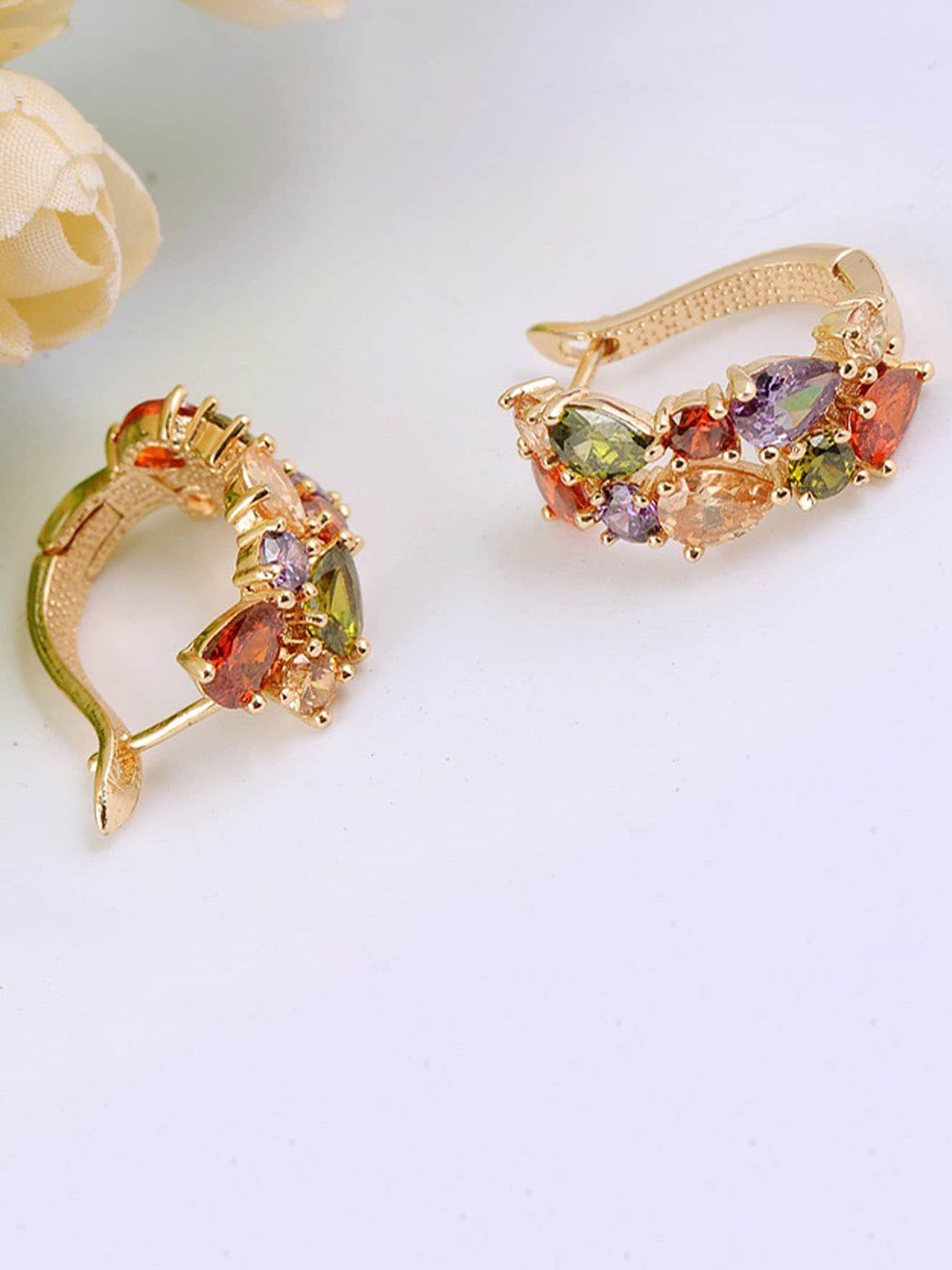 

Sukkhi Multicoloured Petals Classic Studs, Multi