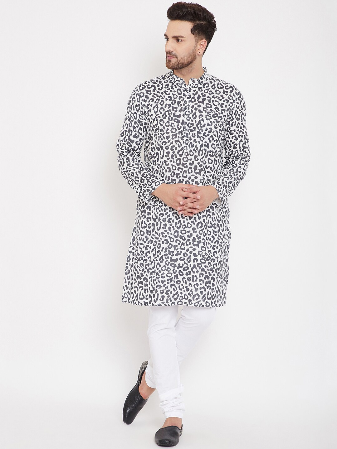 

even Men White & Black Animal Printed Straight Kurta