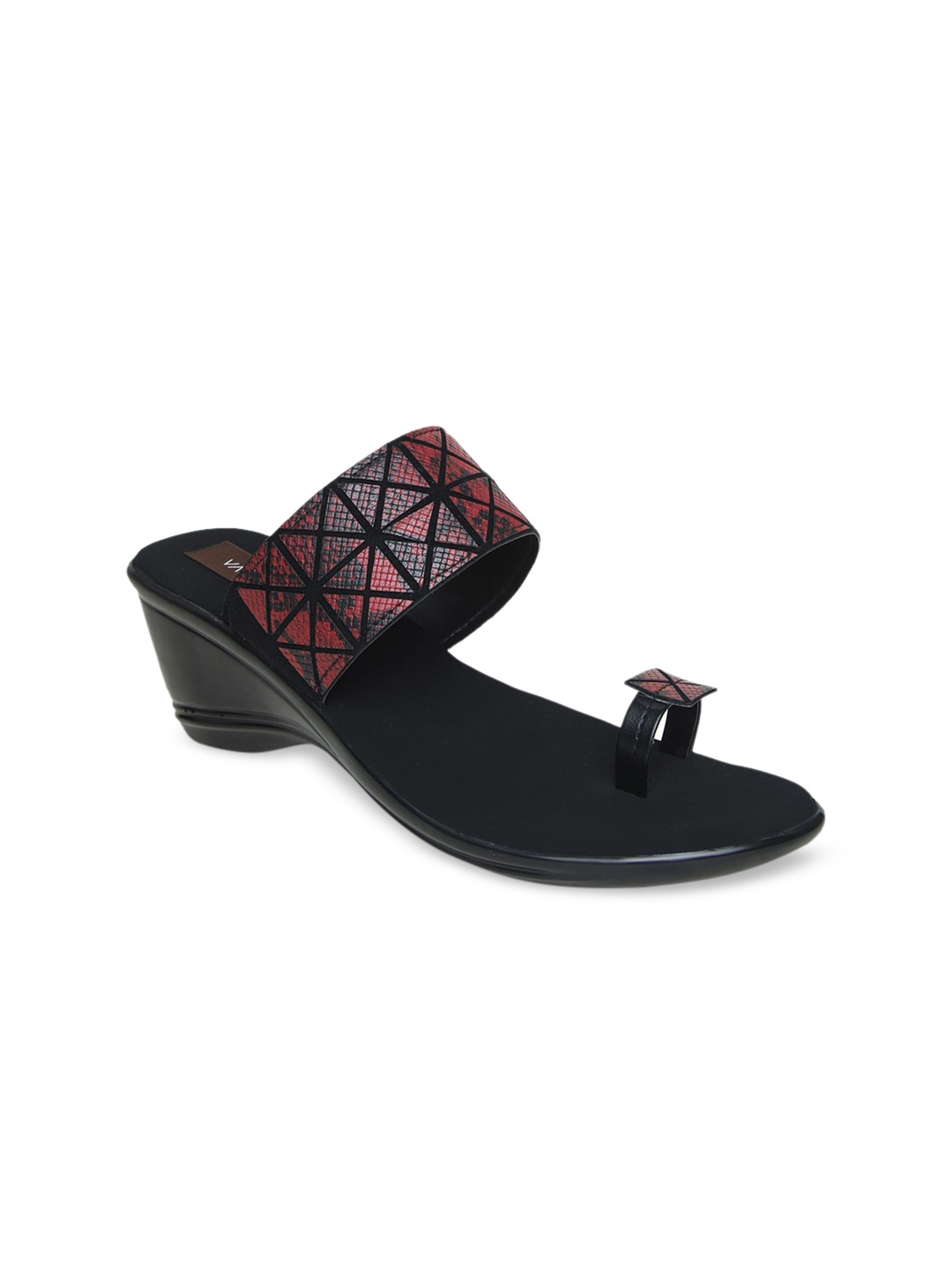 

VALIOSAA Women Maroon Textured Heels