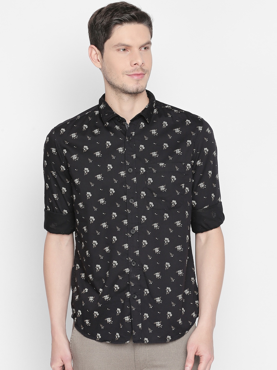 Basics Men Black Slim Fit Printed Casual Shirt