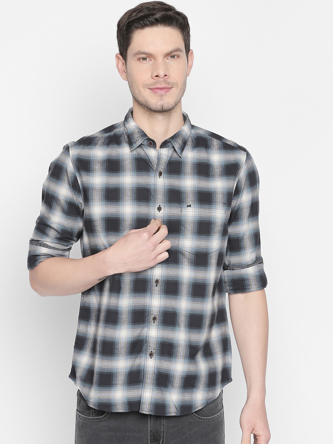 

Basics Men Grey & White Slim Fit Checked Casual Shirt