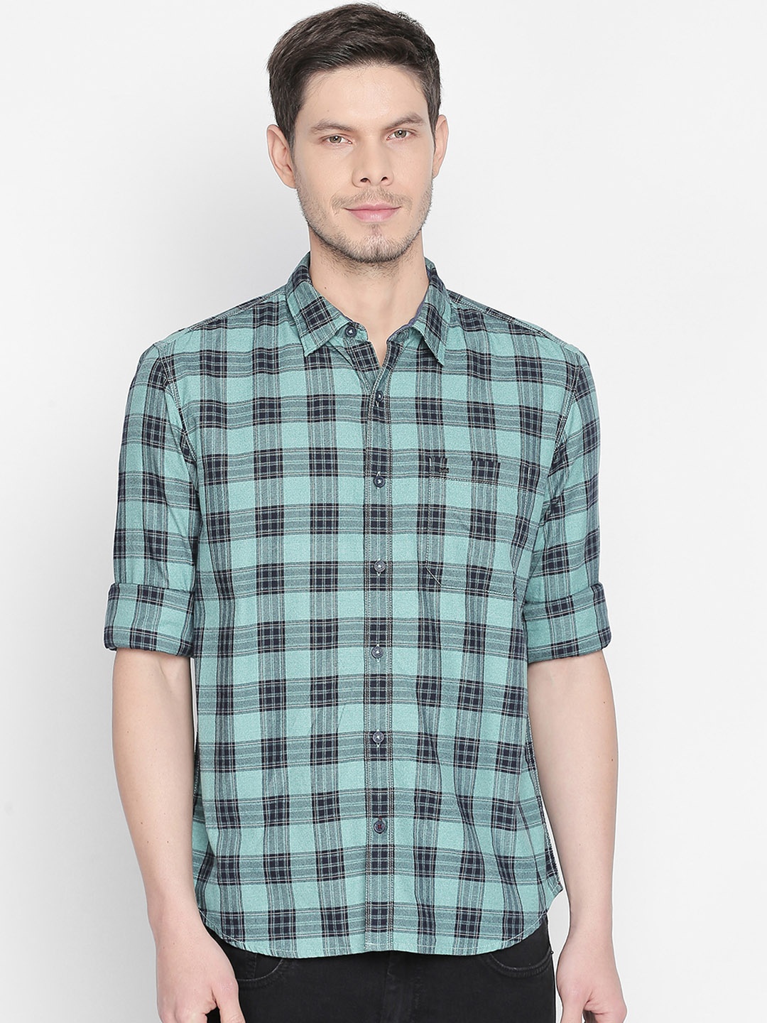 Basics Men Turquoise Blue & Black Slim Fit Checked Casual Shirt