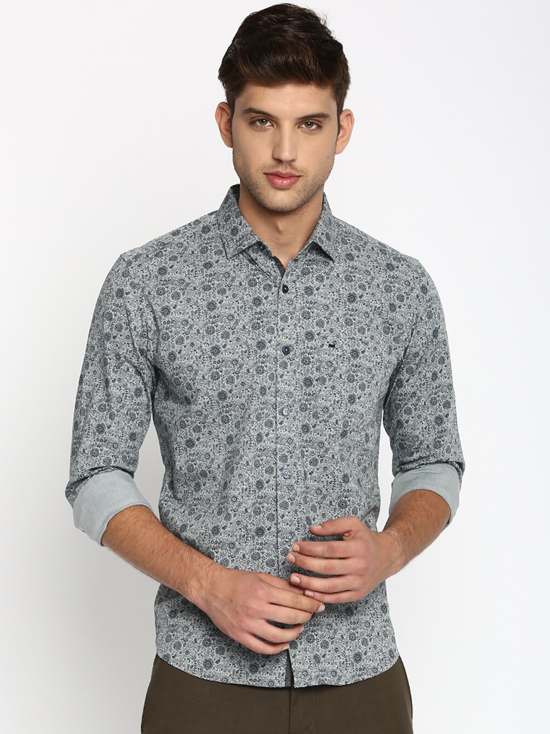 

Basics Men Grey Slim Fit Floral Printed Casual Shirt