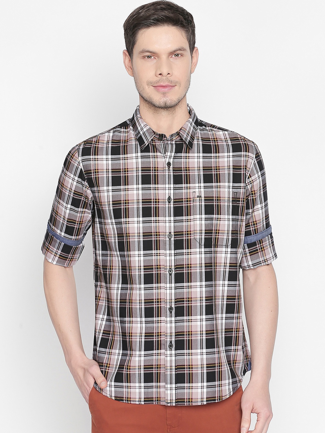 

Basics Men Beige & Black Slim Fit Checked Casual Shirt