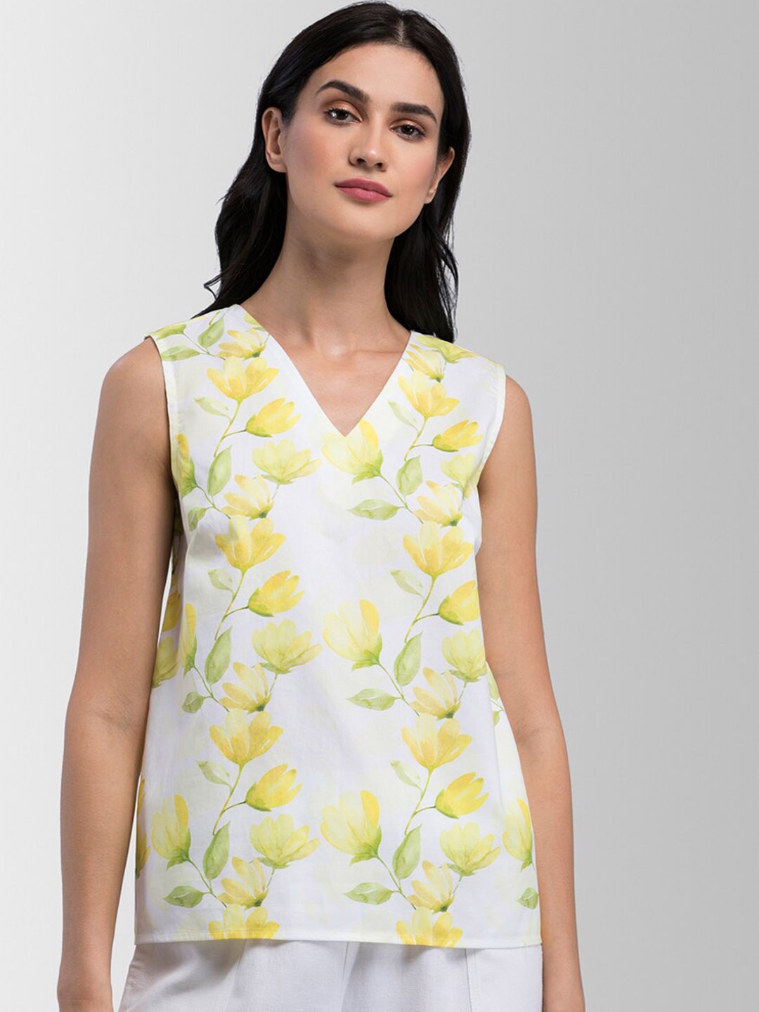

FableStreet Women Yellow & White Floral Printed Top