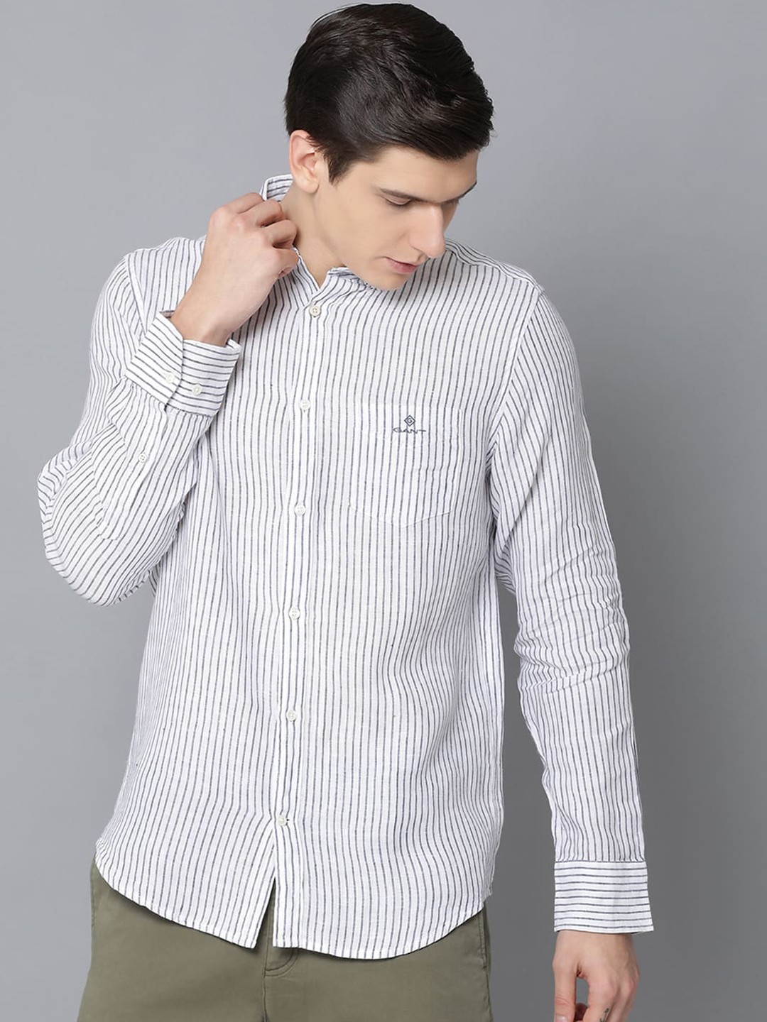 

GANT Men White Regular Fit Striped Casual Shirt