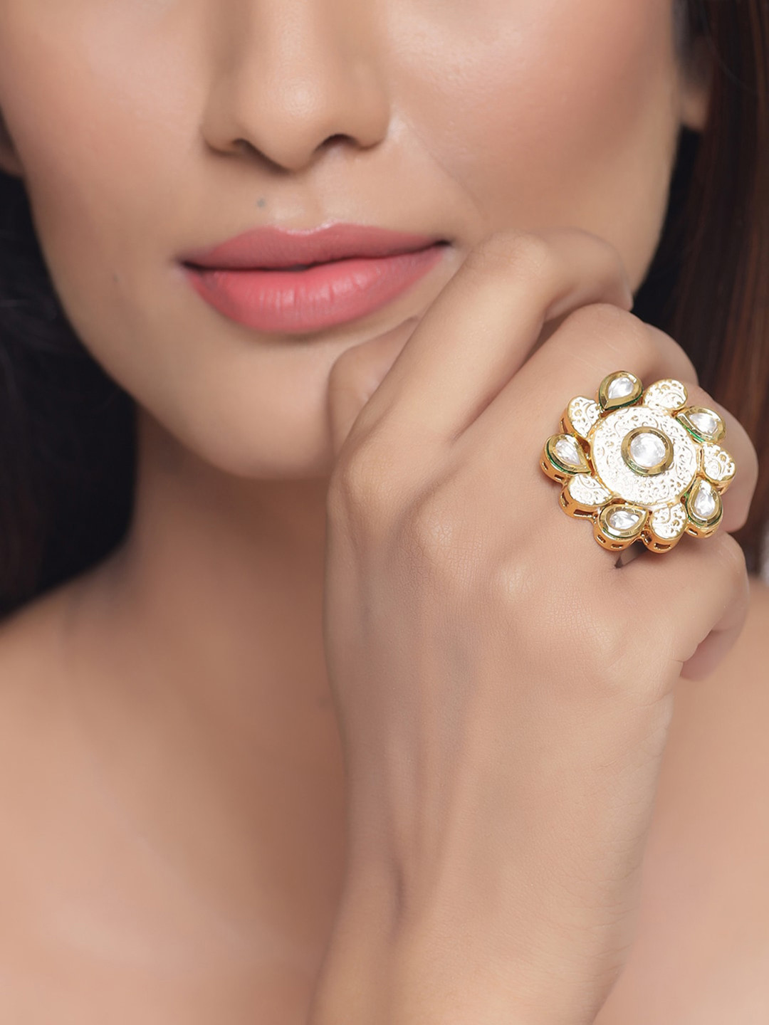 

Tistabene Gold-Plated White Kundan-Studded Enamelled Handcrafted Cocktail Finger Ring