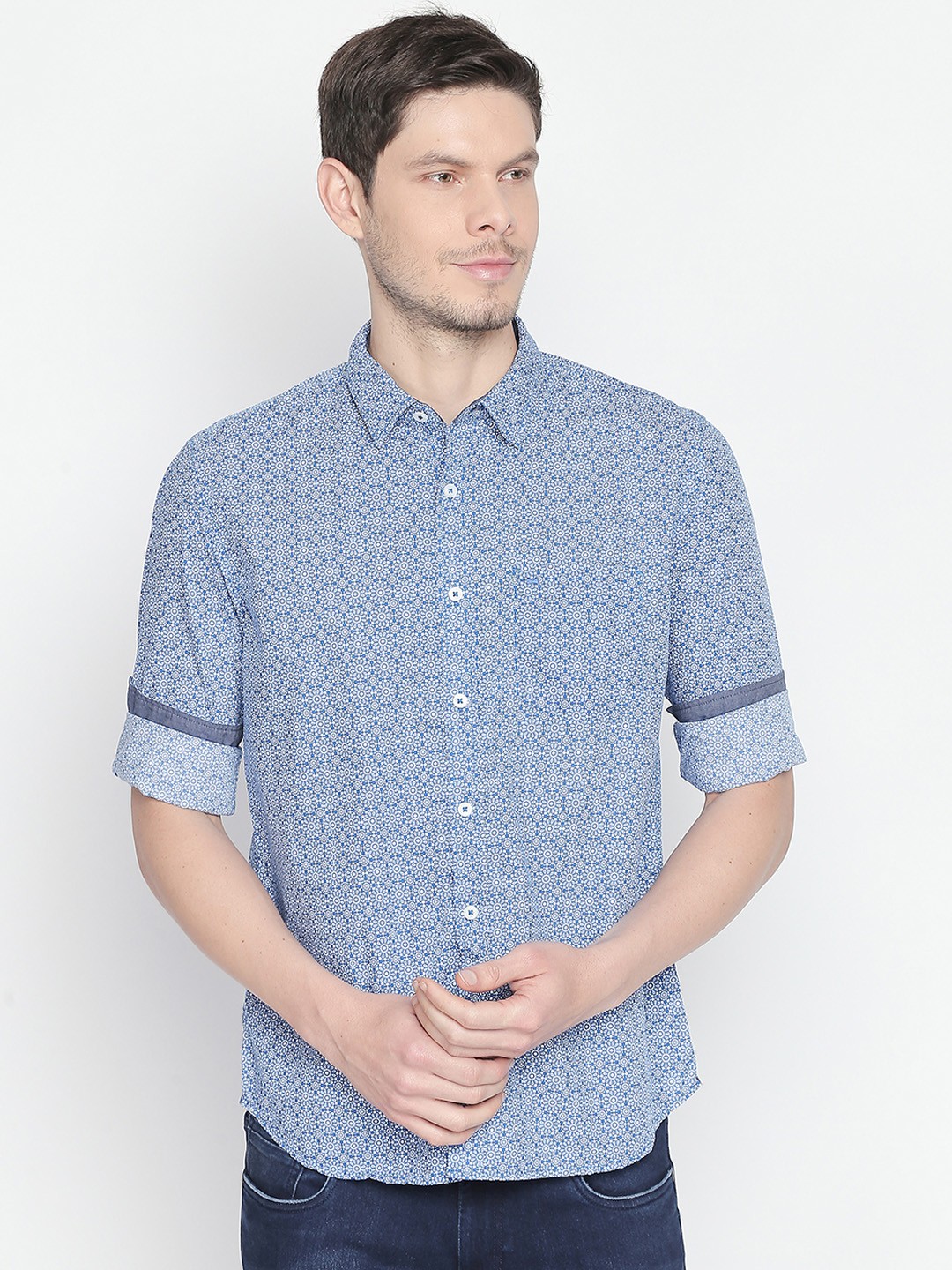 

Basics Men Blue Slim Fit Printed Casual Shirt