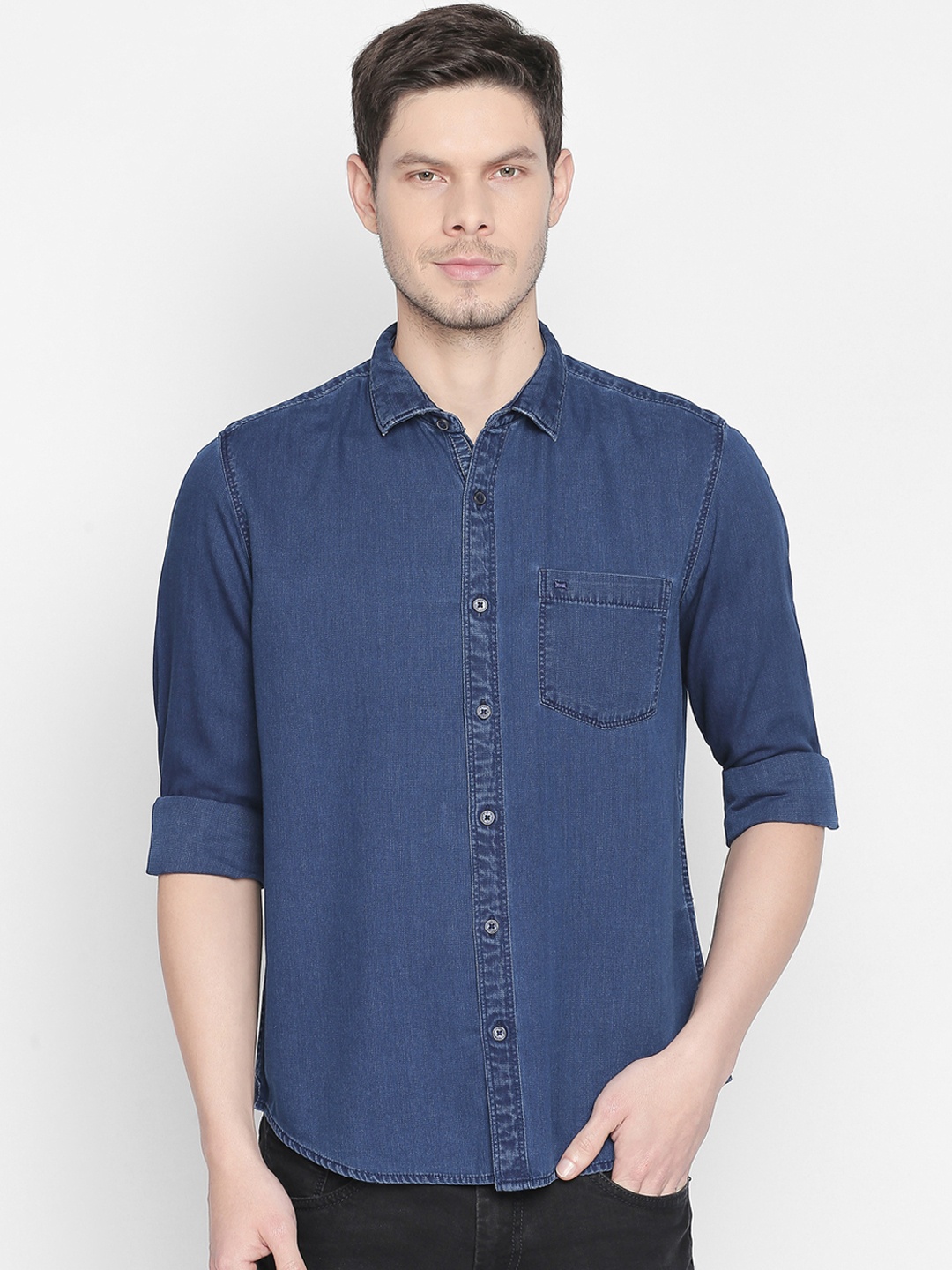 

Basics Men Navy Blue Slim Fit Solid Casual Shirt