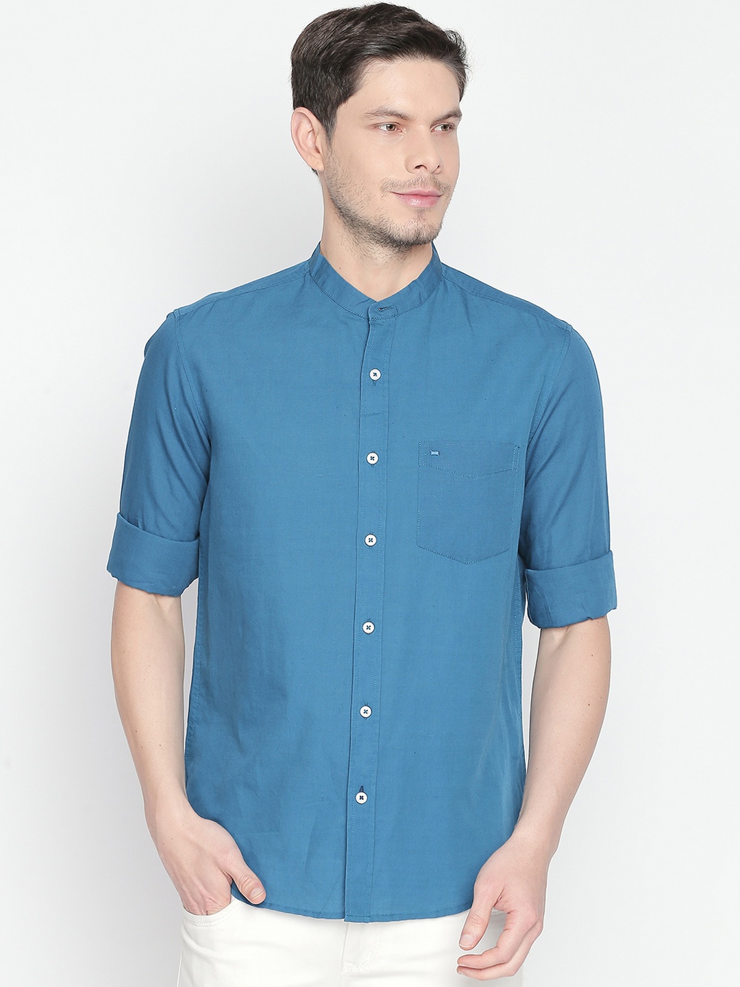 Basics Men Blue Slim Fit Solid Casual Shirt