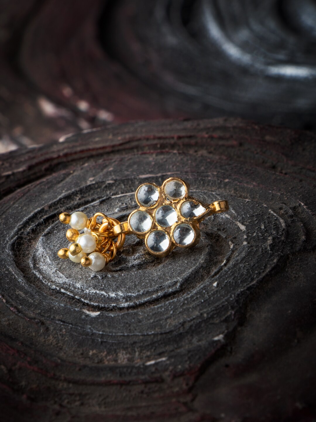 

MORKANTH JEWELLERY Gold-Plated & White Kundan & Pearl Embellished Nosepin