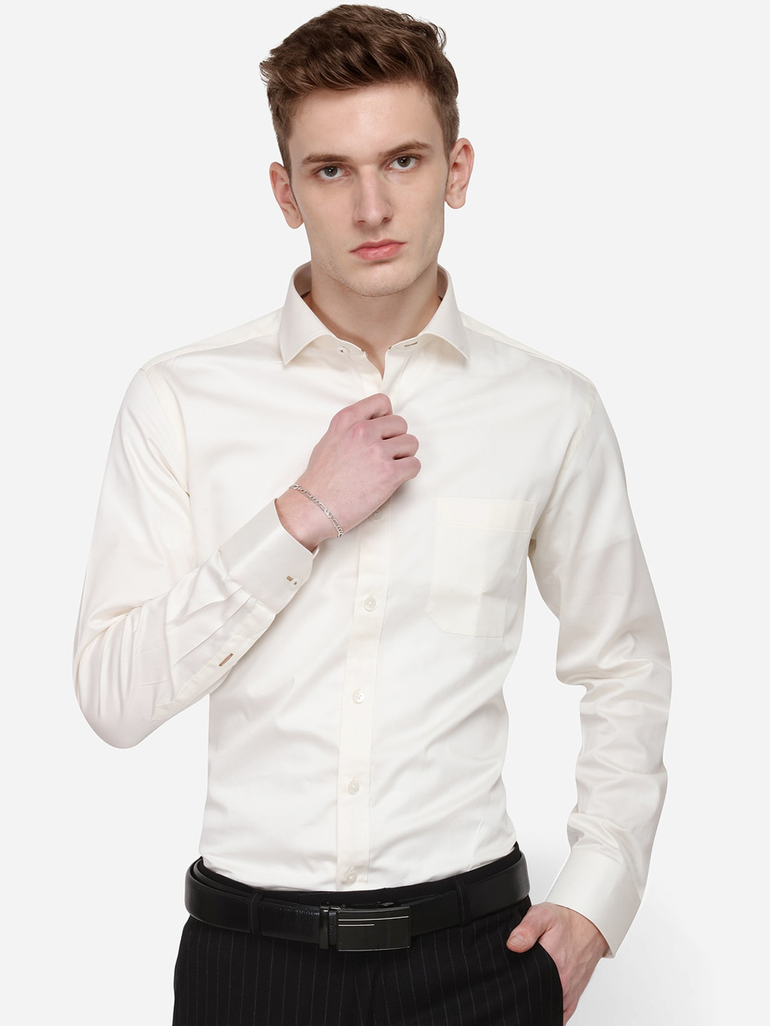 

METAL Men Cream-Coloured Slim Fit Solid Formal Shirt