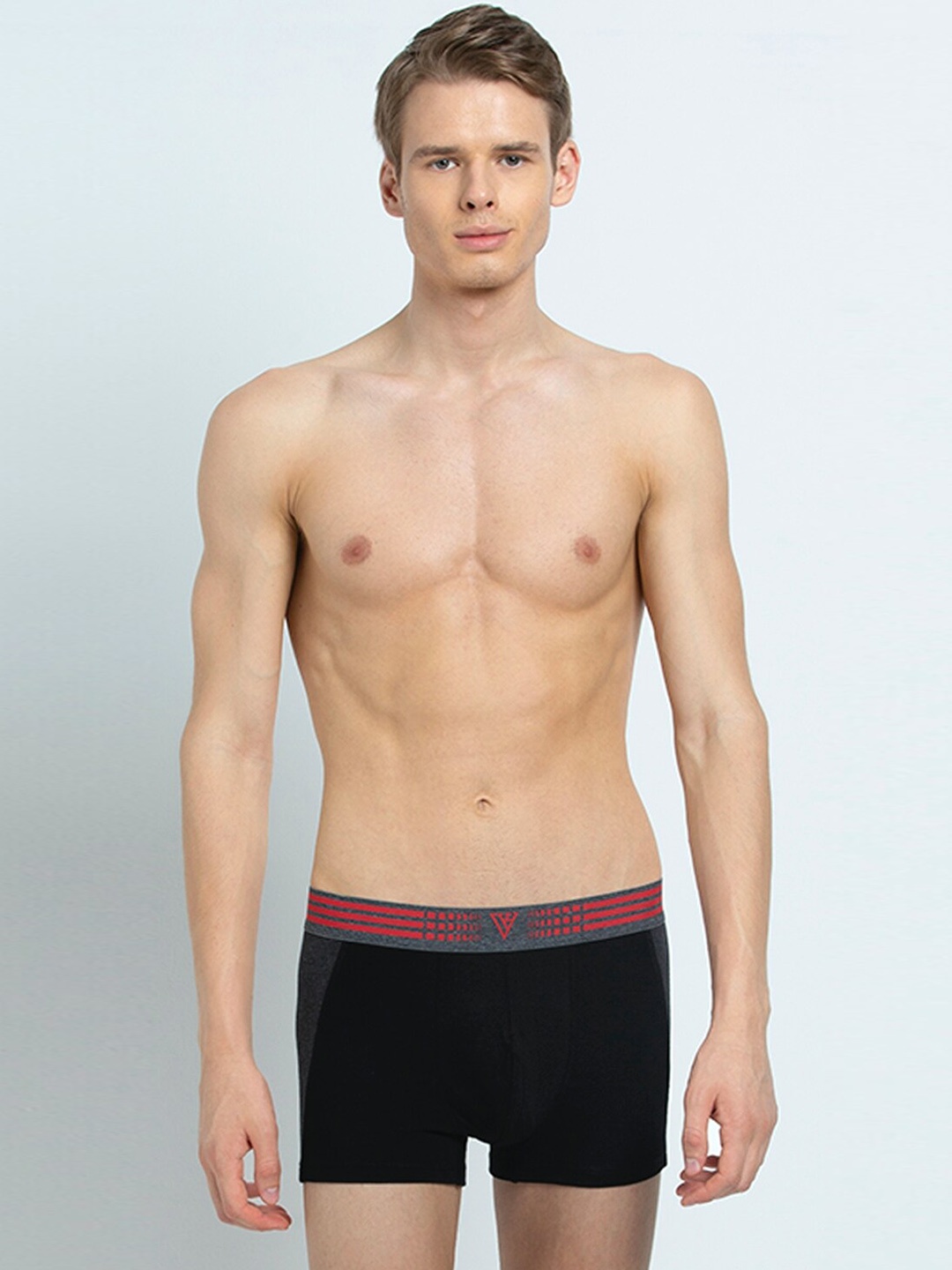 

Van Heusen Men Solid Anti Bacterial Colour Fresh Trunks IHETR1CBKA10049, Black