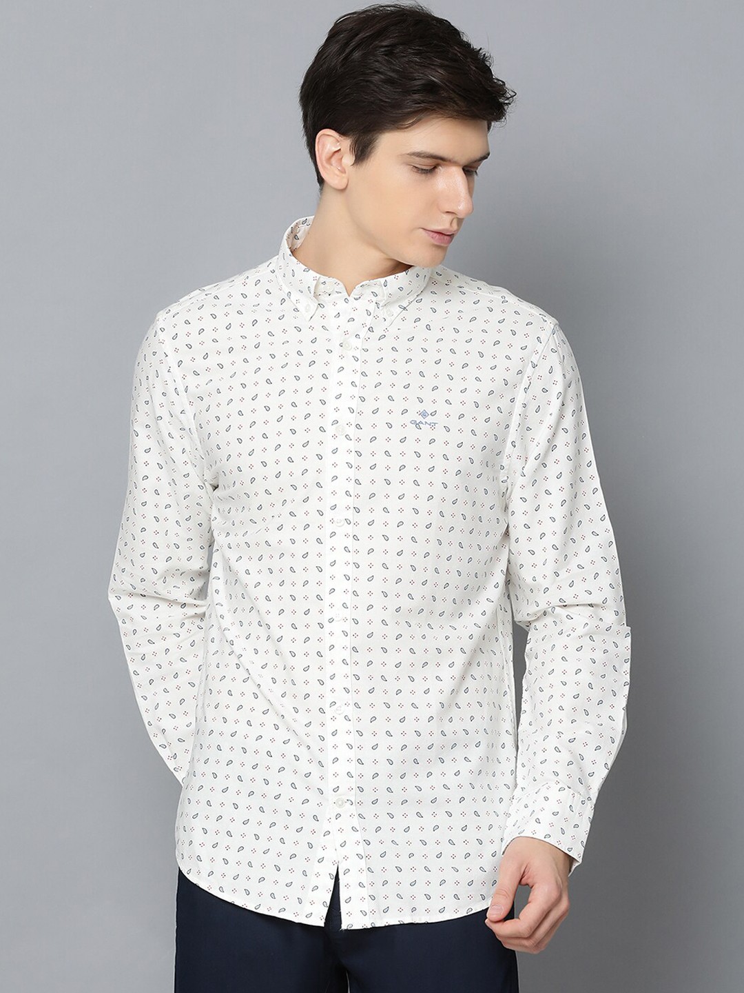 

GANT Men Off-White Regular Fit Printed Casual Shirt