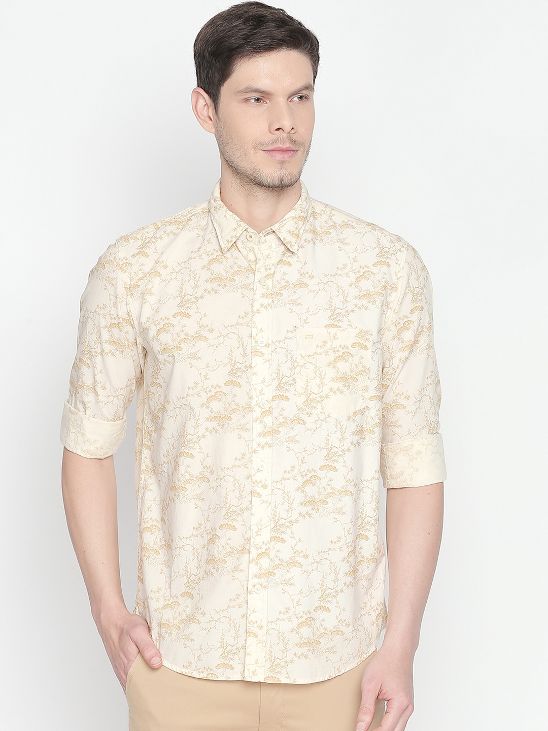 

Basics Men Yellow Slim Fit Printed Casual Shirt
