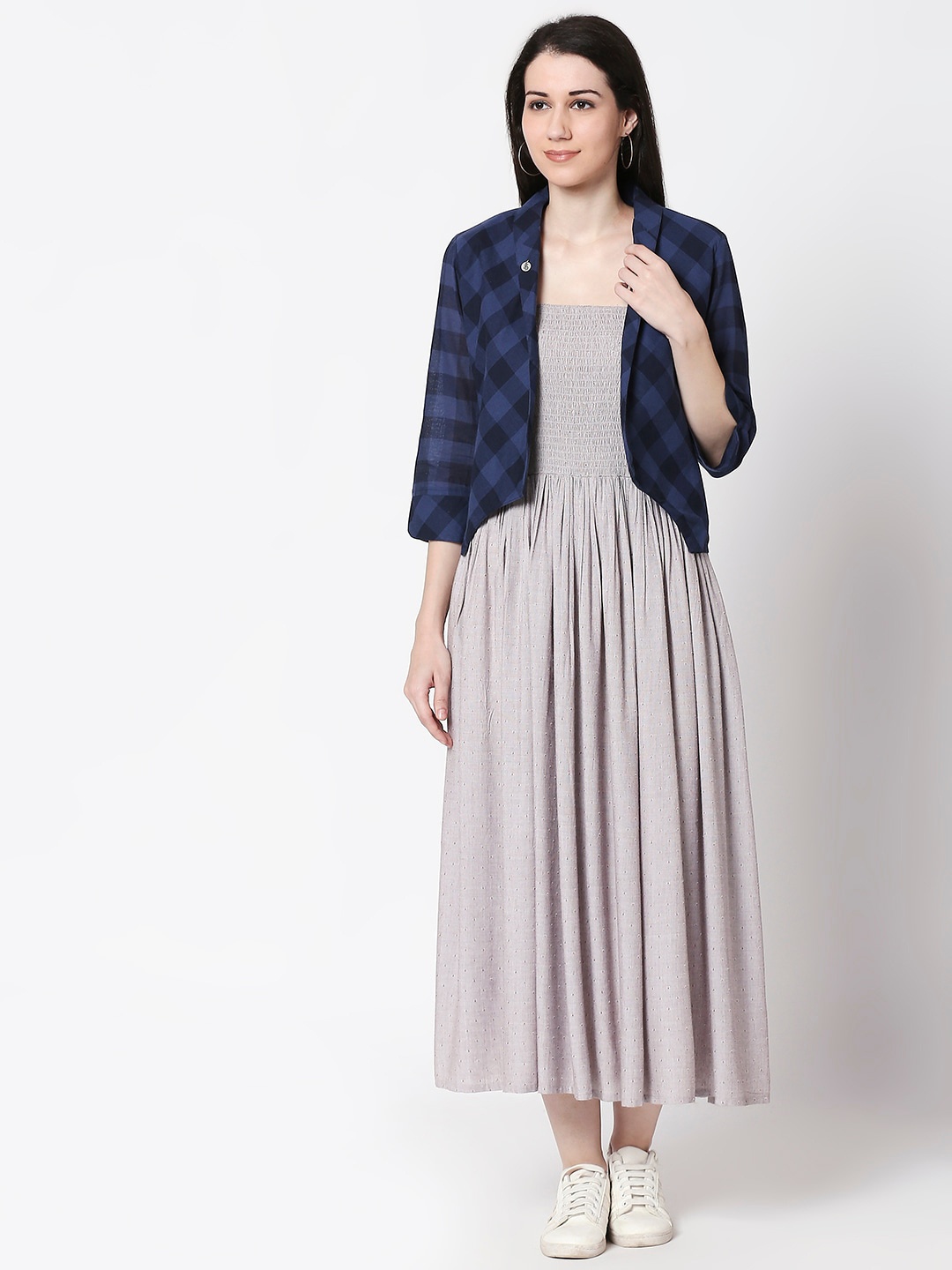 

TERQUOIS Women Grey Solid Maxi Dress with Blue Checked Shrug