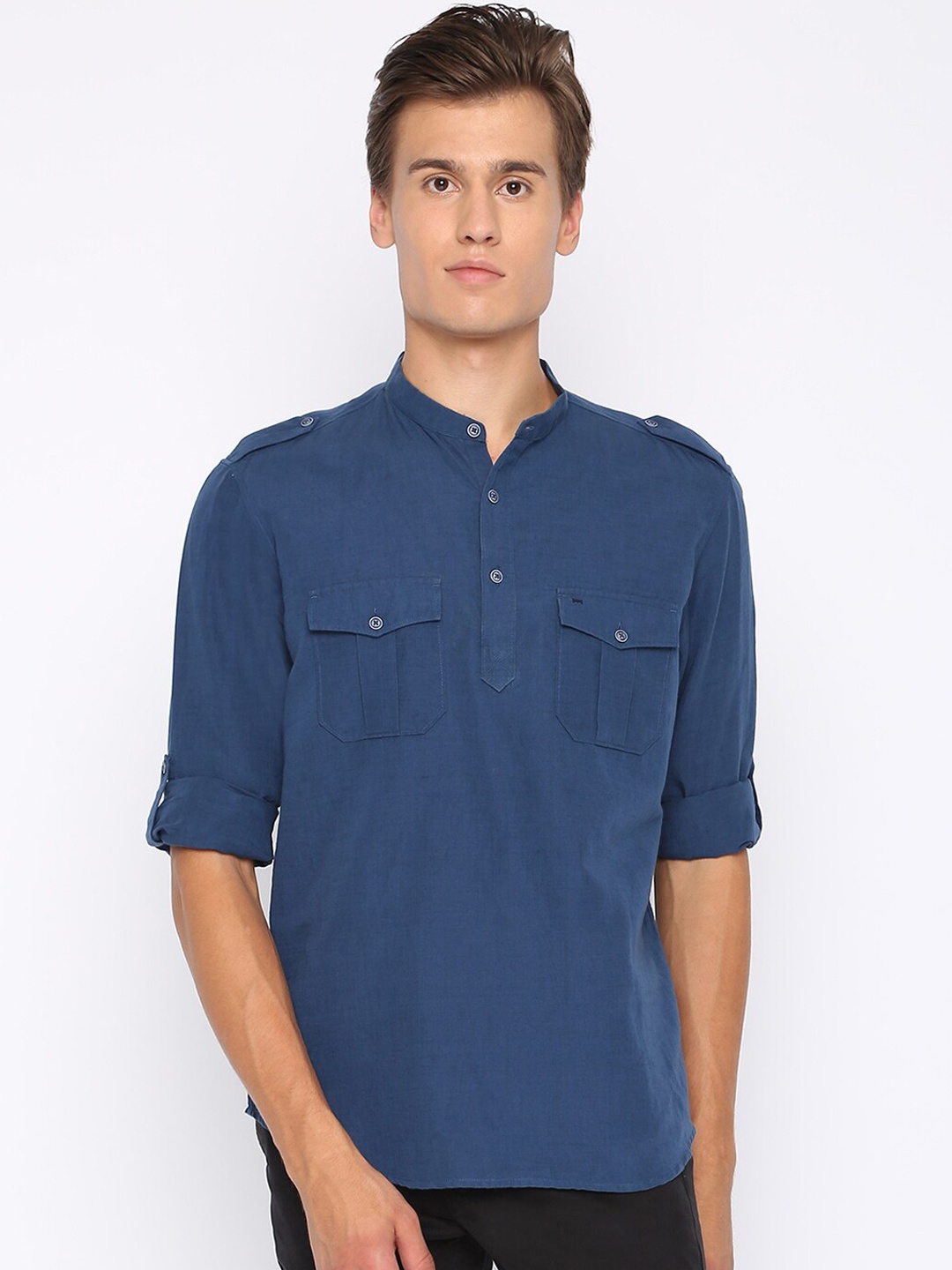 Basics Men Blue Slim Fit Solid Casual Shirt