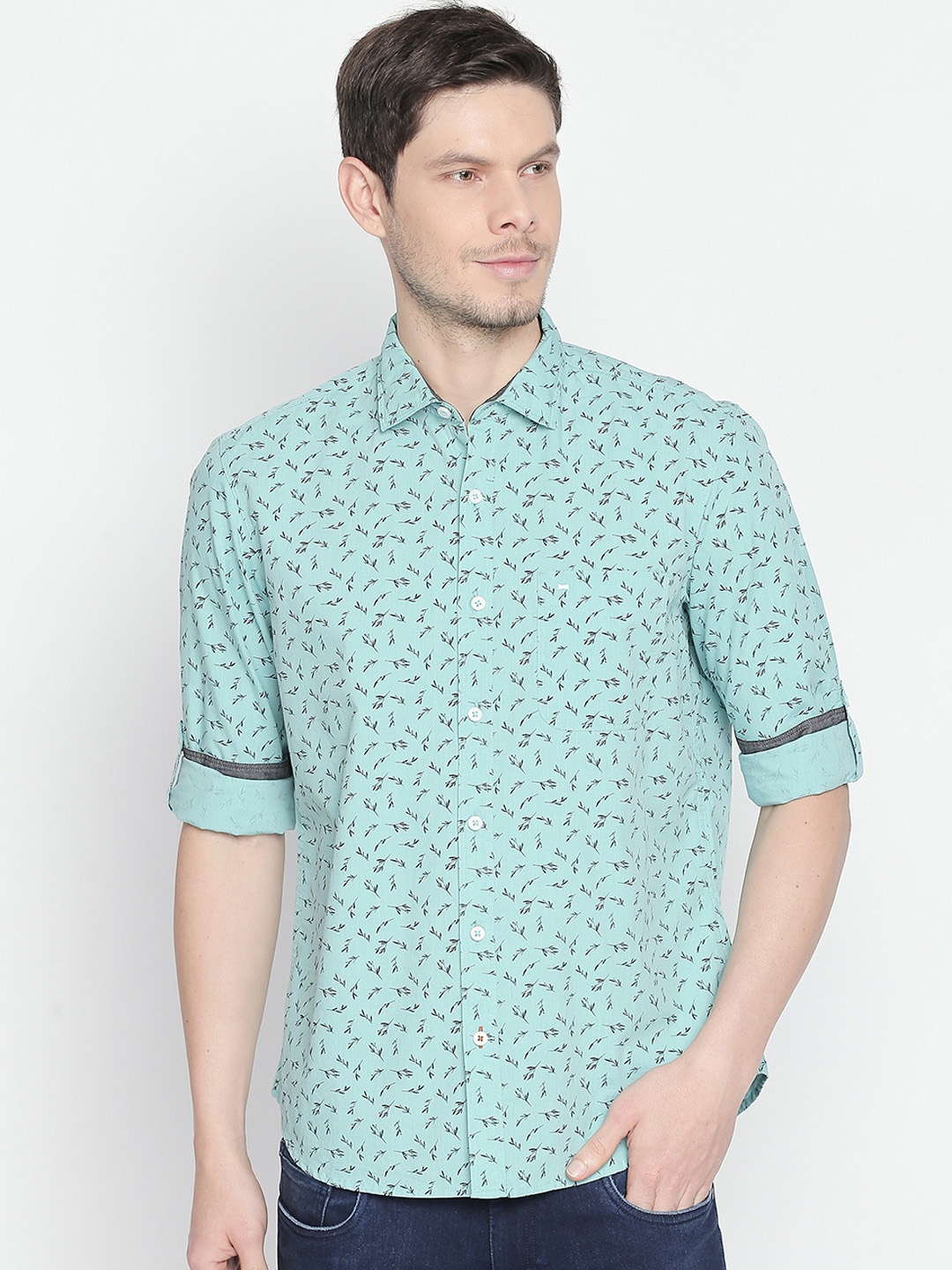

Basics Men Green Slim Fit Printed Casual Shirt