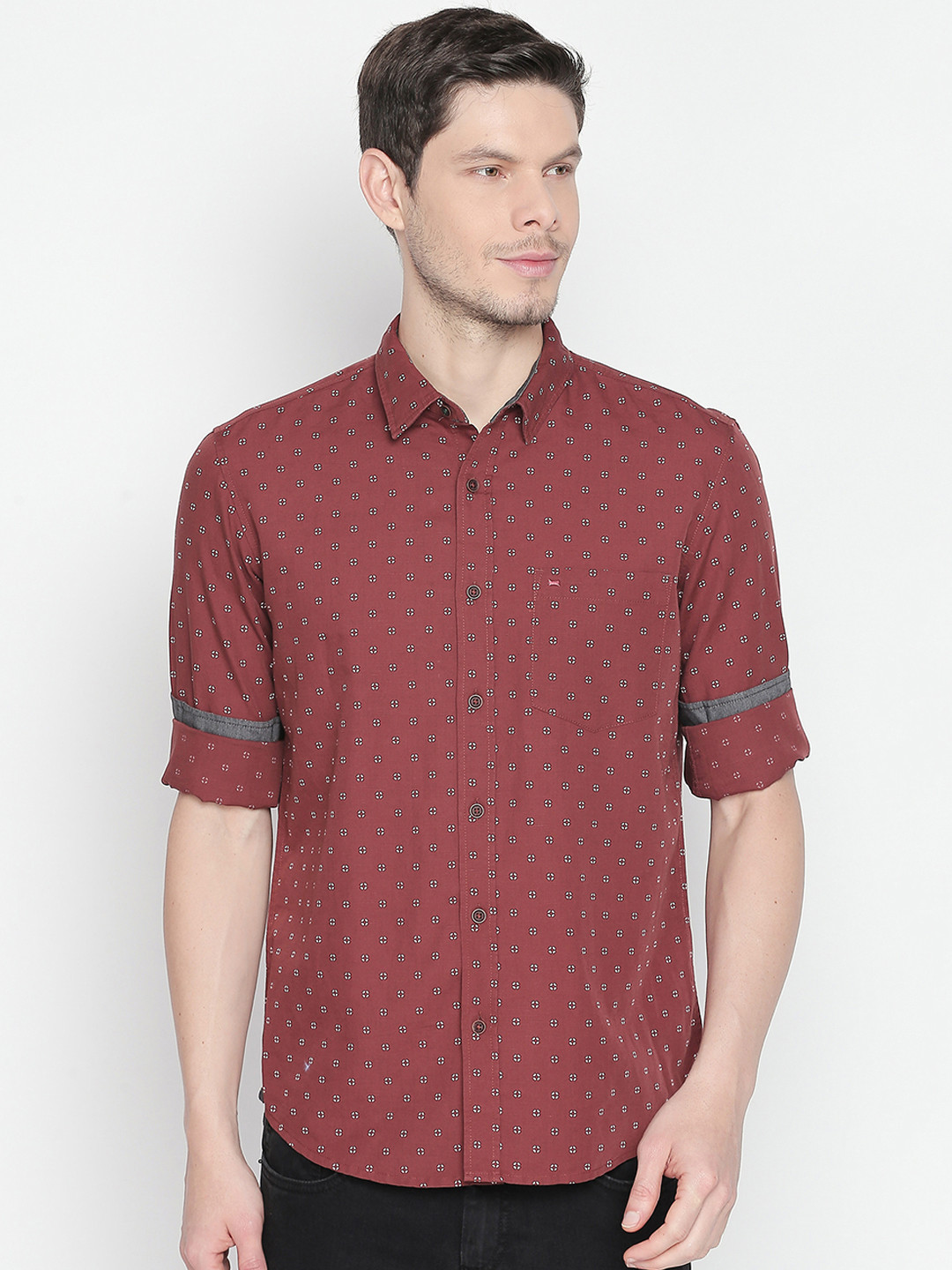 

Basics Men Red Slim Fit Printed Casual Shirt