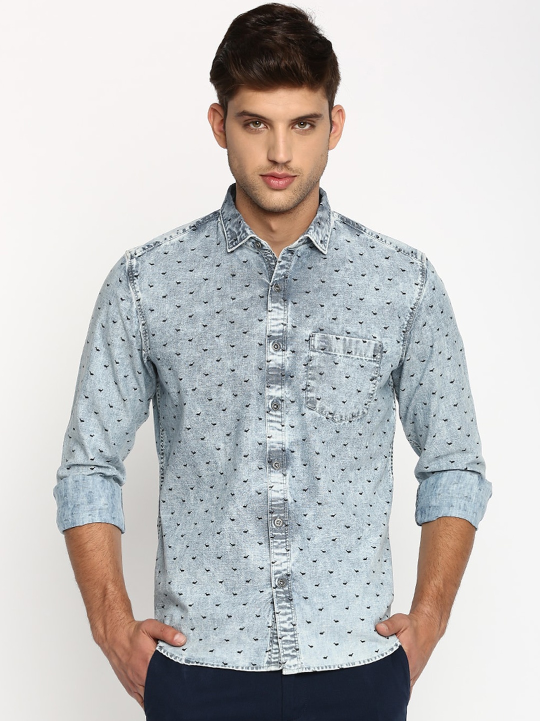 

Basics Men Blue Slim Fit Printed Denim Casual Shirt