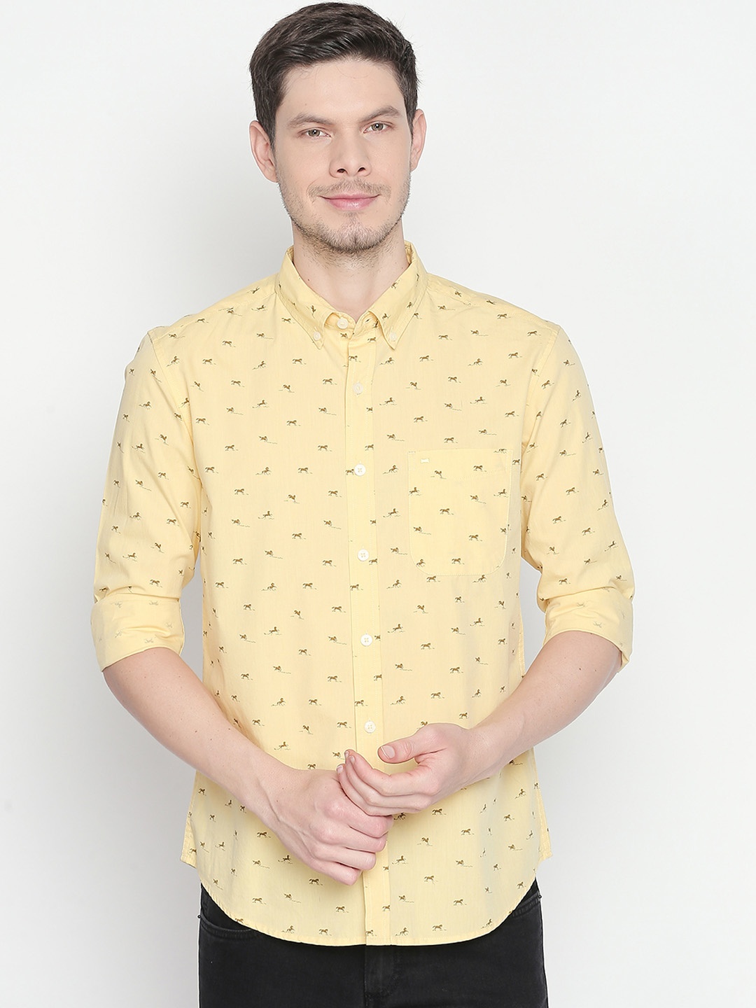 

Basics Men Yellow Slim Fit Printed Casual Shirt