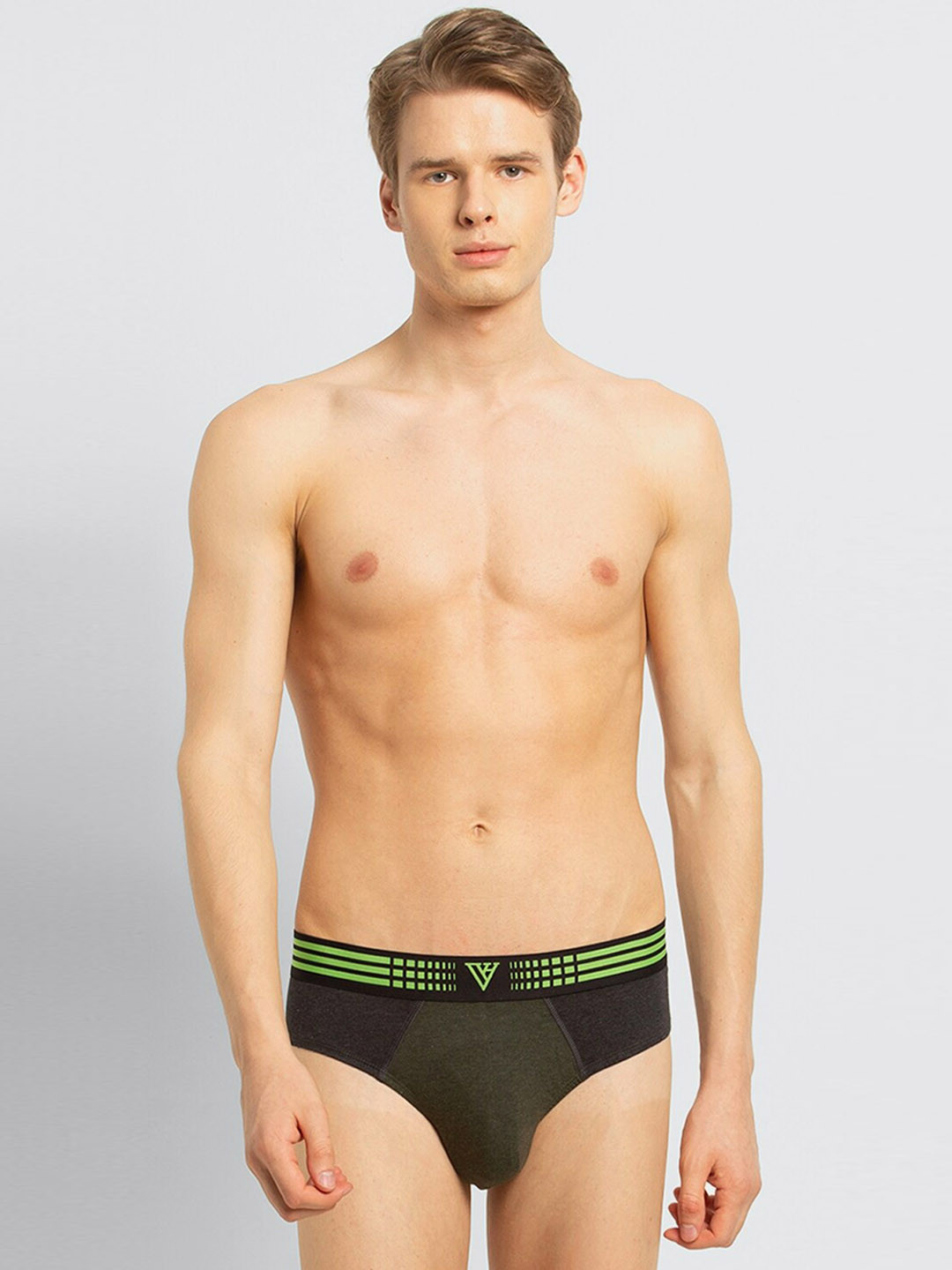 

Van Heusen Men Olive Melange Anthra Melange Solid Anti Bacterial Colour Fresh Brief, Green