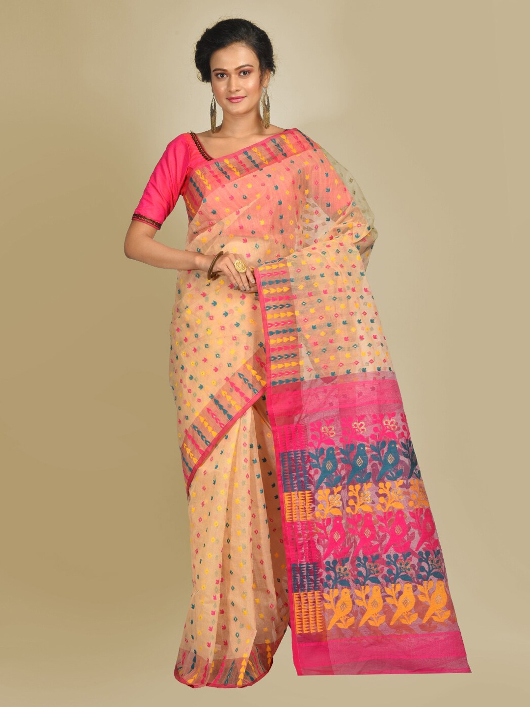 

Mitera Beige & Pink Silk Cotton Handloom Woven Design Jamdani Saree