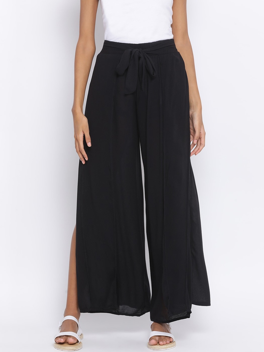 

Oxolloxo Women Black Solid Flared Palazzos