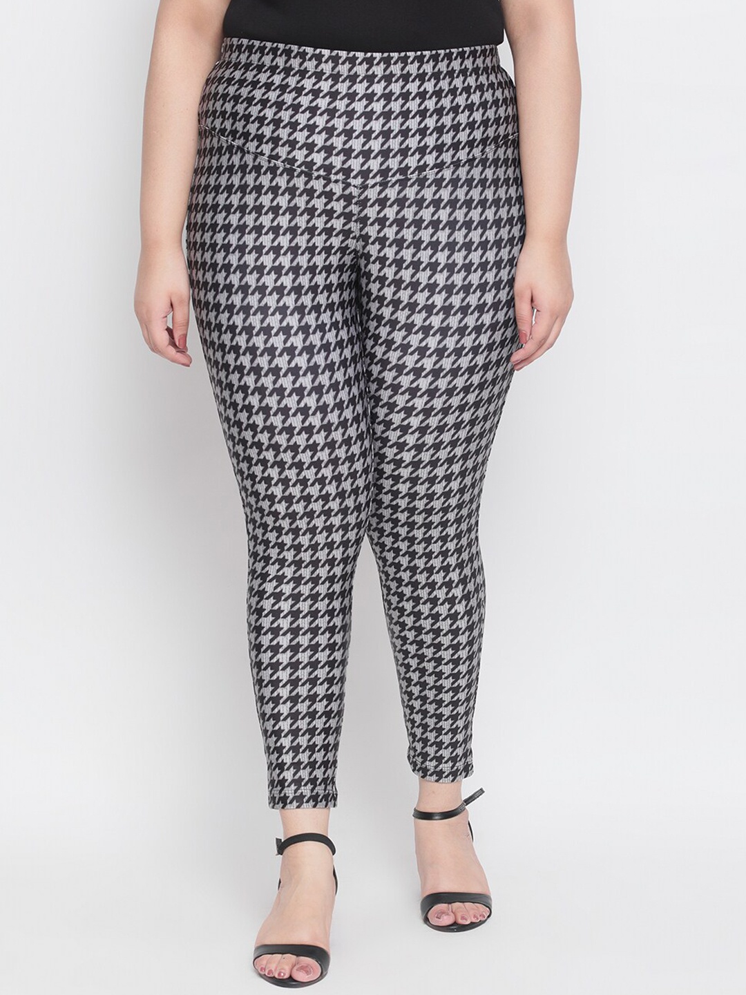 

Amydus Women Plus Size Black & Grey Houndstooth Tummy Shaper Treggings