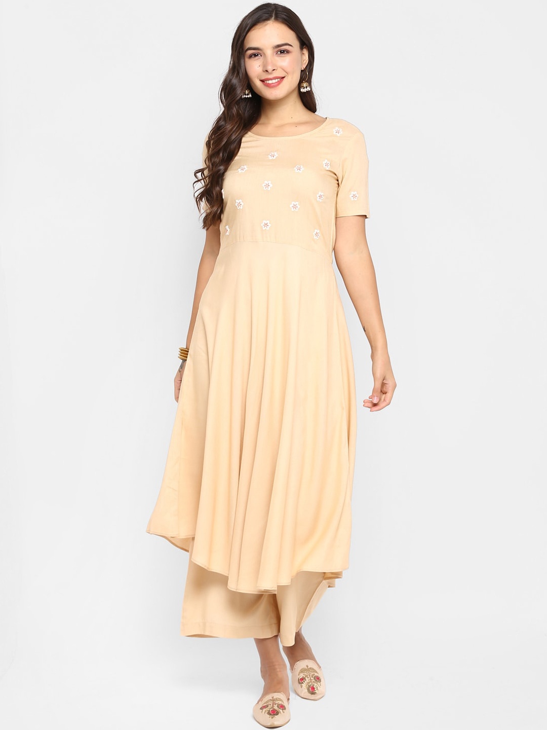 

Aprique FAB Women Beige & White Embroidered Anarkali Kurta