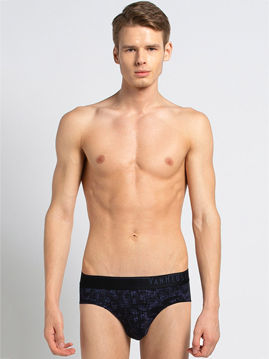 

Van Heusen Men Printed 4-Way Stretch Body Defining Fit Briefs, Black