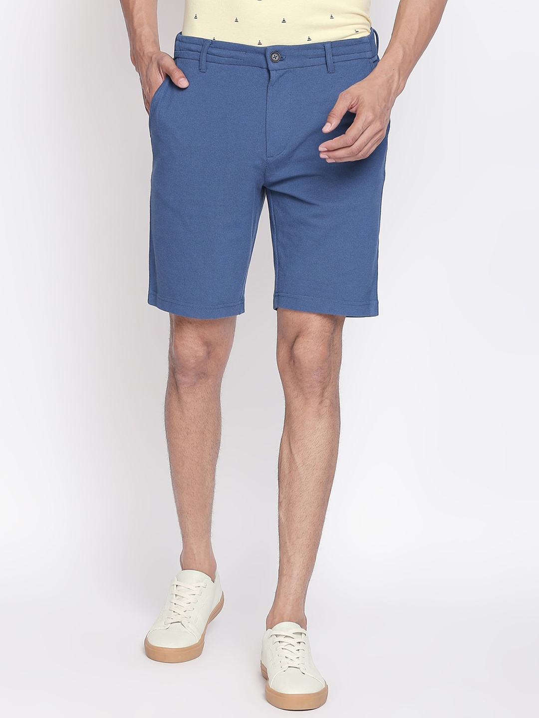 

BYFORD by Pantaloons Men Blue Solid Slim Fit Regular Shorts