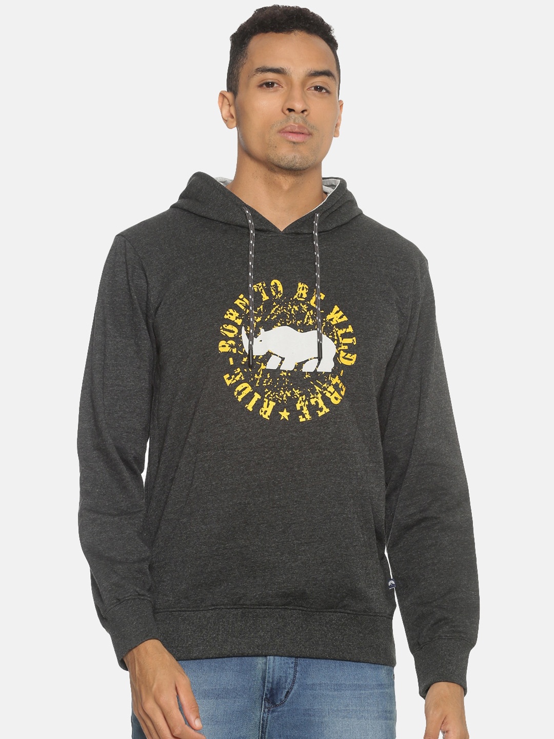 

Chennis Men Charcoal Grey & Yellow Printed Hooded Sweatshirt