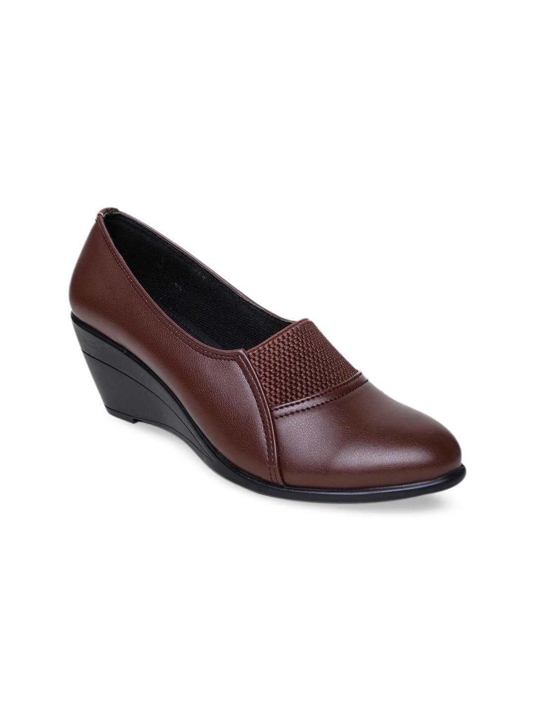 

VALIOSAA Women Brown Solid Pumps