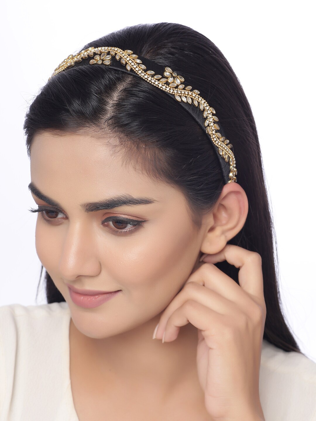 

Shoshaa Black & Gold-Toned Embellished Hairband