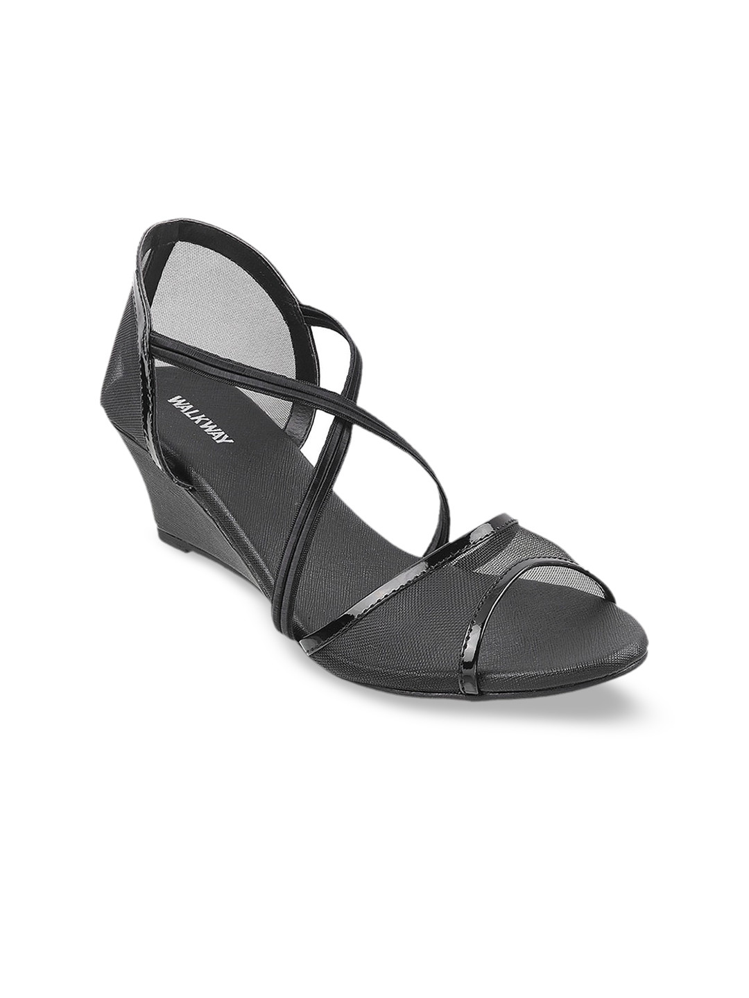 

WALKWAY by Metro Women Black & Beige Solid Pumps