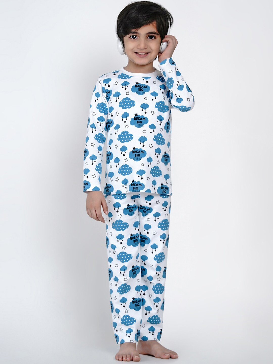 

berrytree Kids Blue & White Printed Organic Cotton Night suit