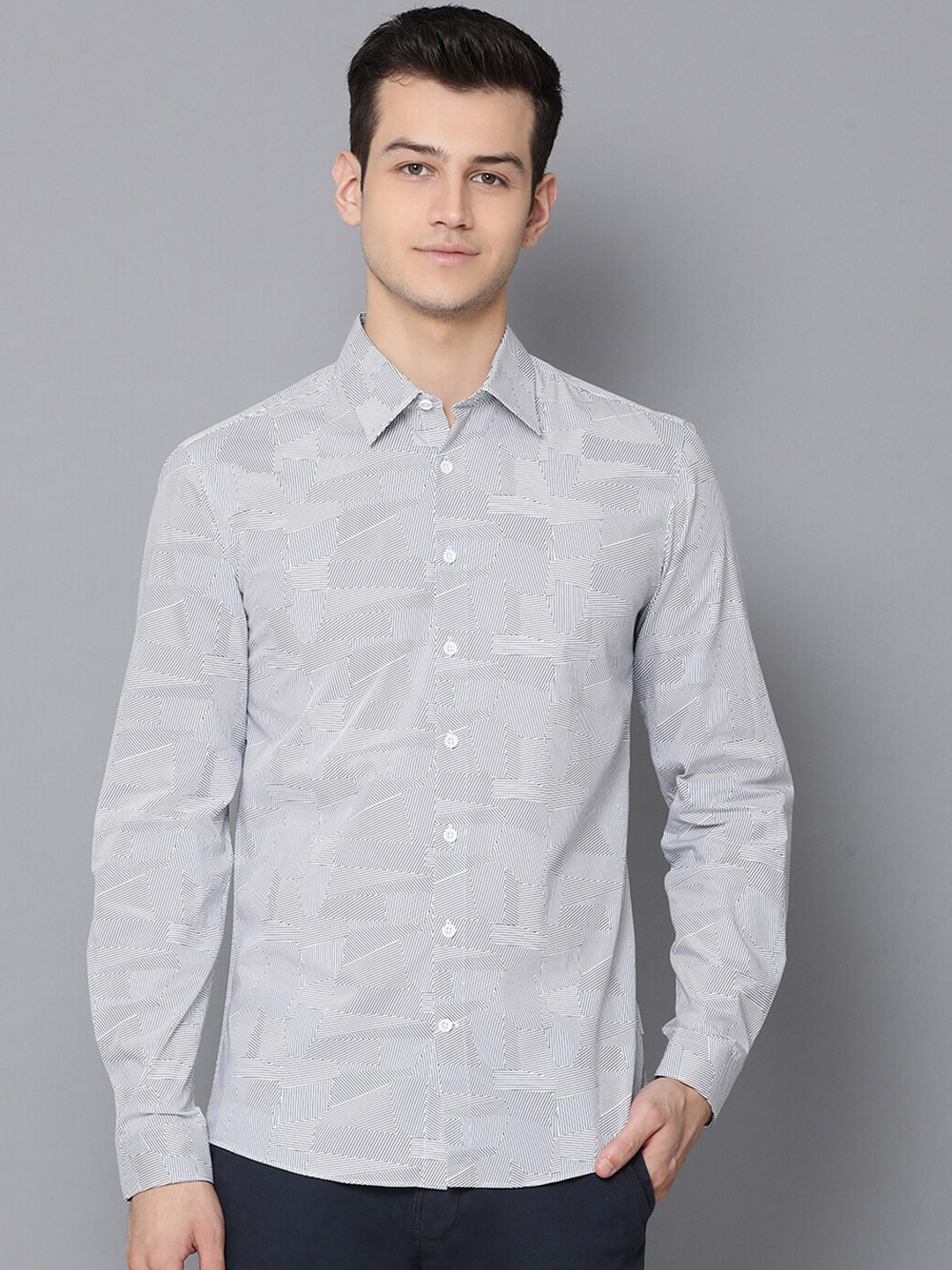 

LINDBERGH Men Blue & White Slim Fit Printed Casual Shirt
